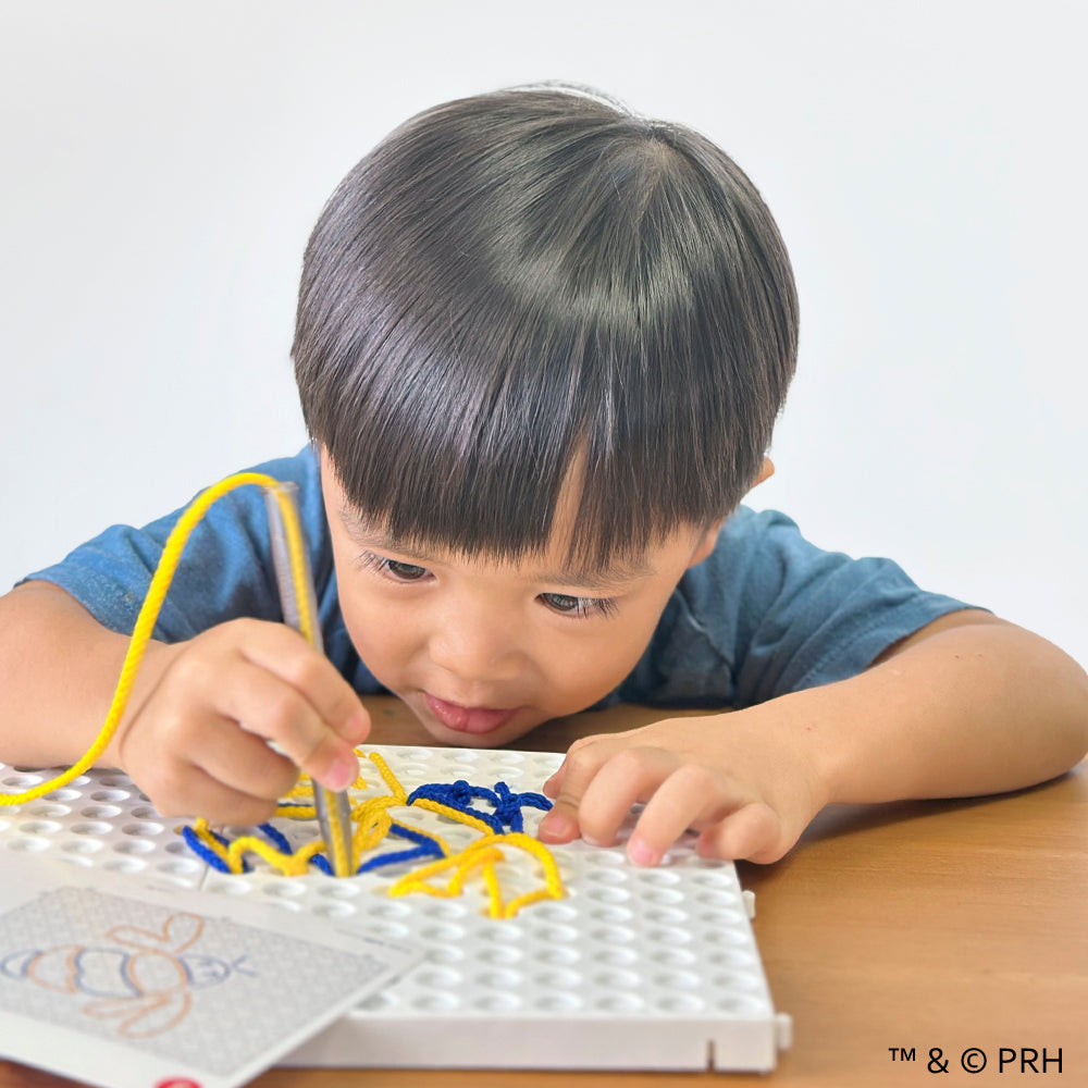 Edx Education – The Very Hungry Caterpillar™ My First String Art – TVHC02 – Product Lifestyle Image