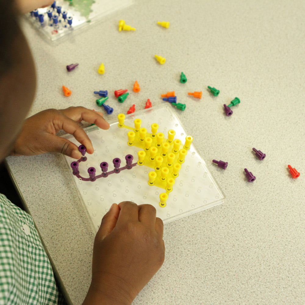 Edx Education – Small Pegs Activity Set – Product Lifestyle Image